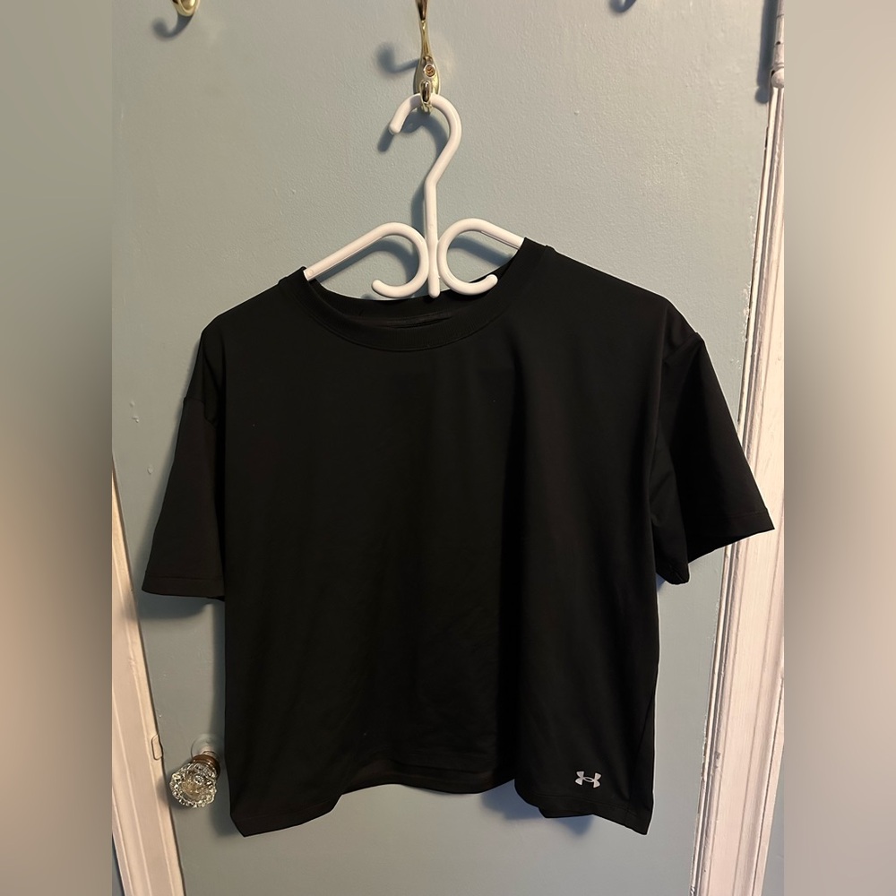 Under Armour Black Loose Fit Shirt
